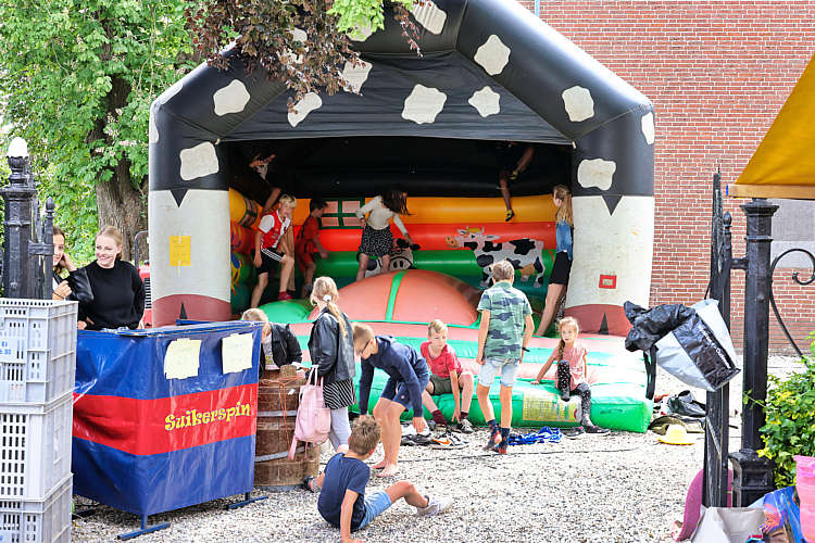 Rommelmarkt 2022 Waarder_193